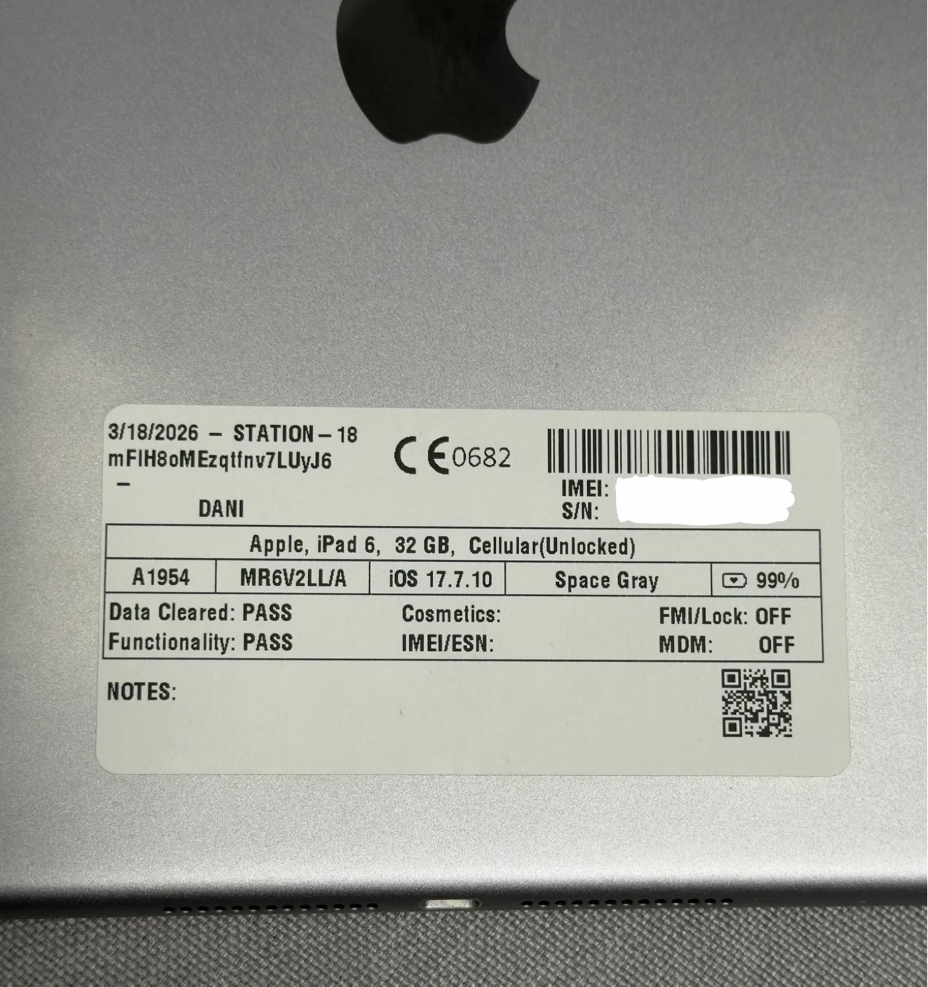 Apple iPad 6 32 GB Cellular Unlocked - photo 3
