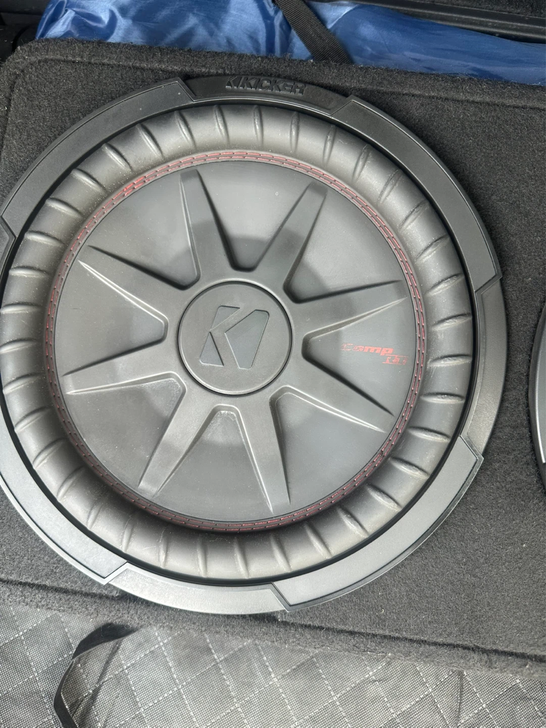 Kicker Comp VT Dual 12" Subwoofer Enclosure - photo 3