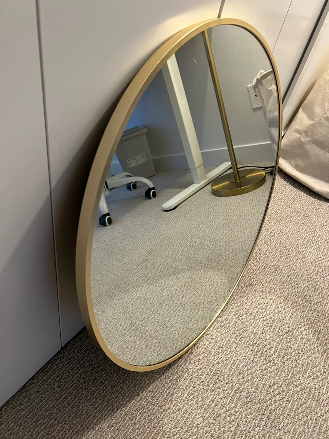 Round Gold Metal Frame Wall Mirror - photo 2