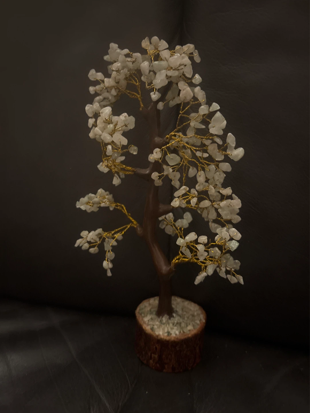 White Gemstone Tree Sculpture quartz