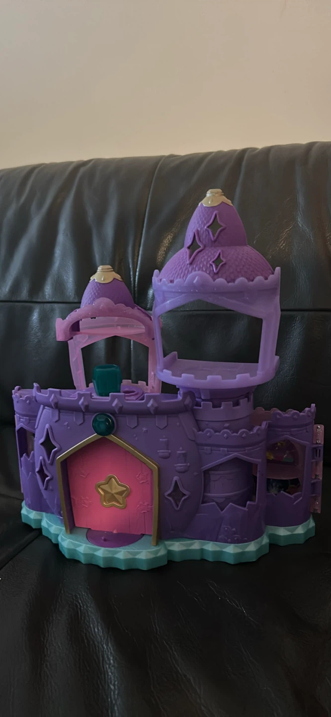 Magic Mixies Castle Toy . Like new.