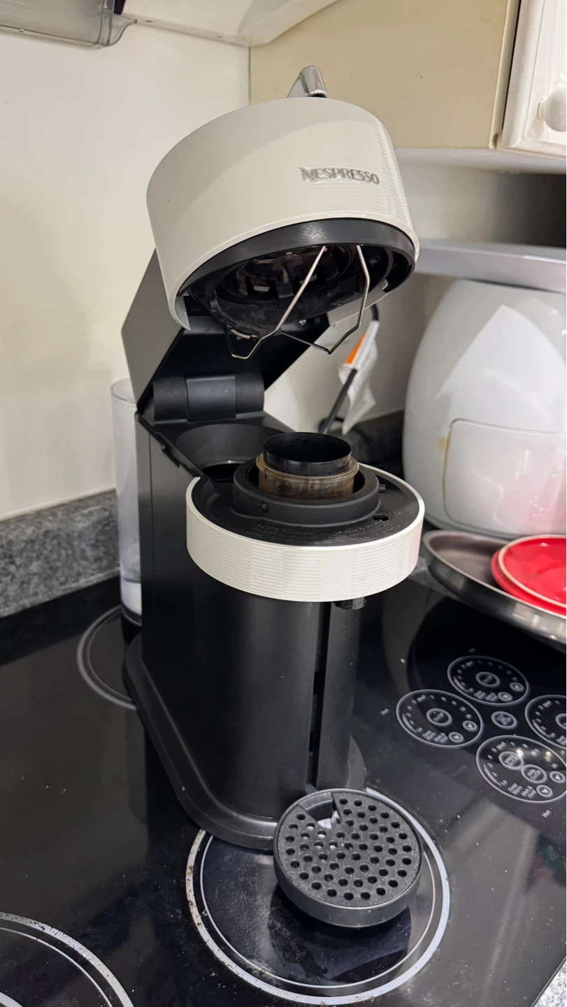 Nespresso Vertuo Coffee Machine - photo 4