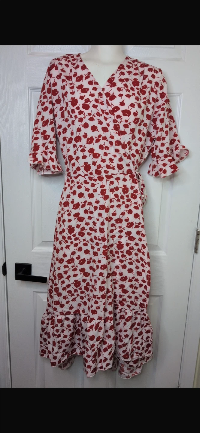 NEW Nantersan White Floral Chiffon Wrap Midi Dress – Size M 🌸 - photo 4