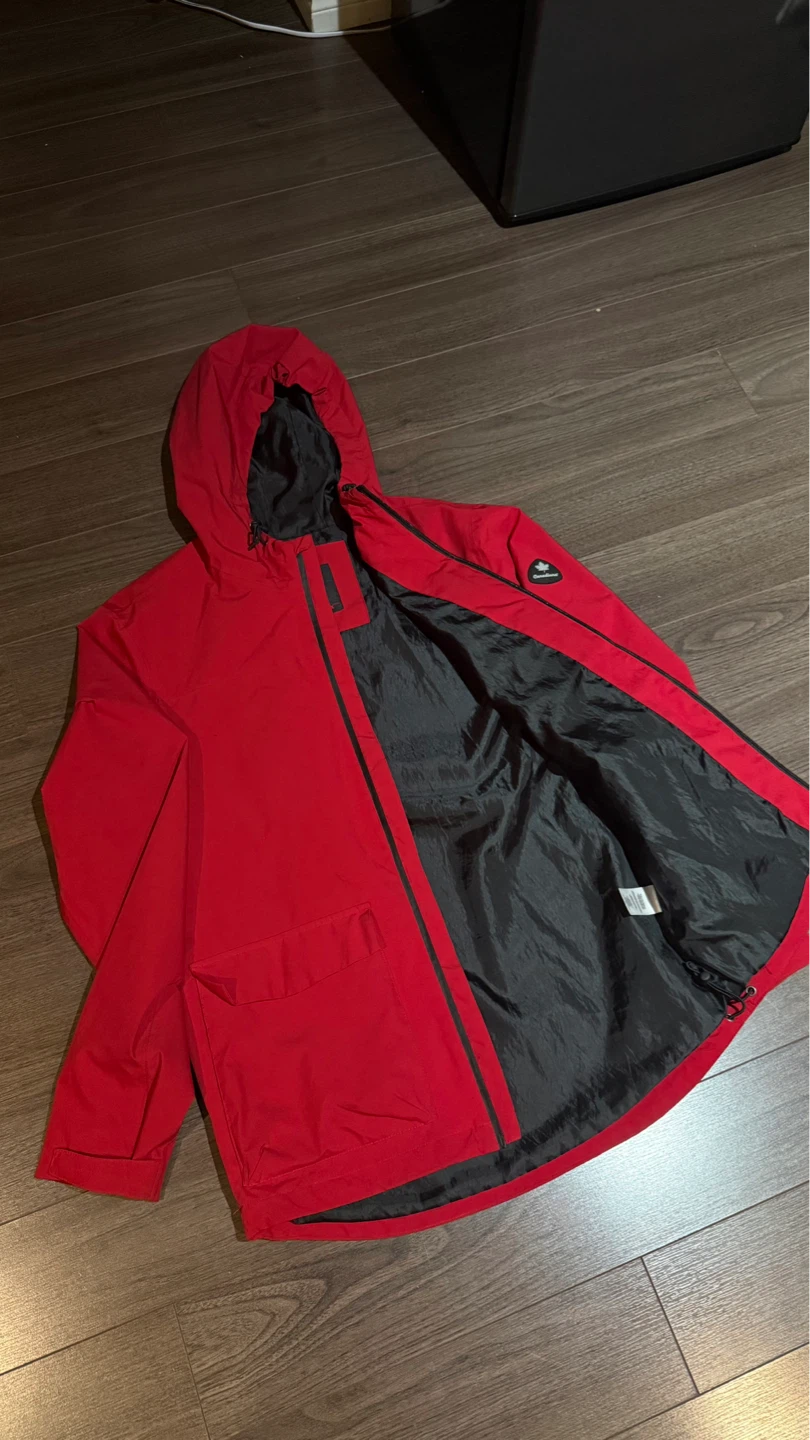 Small Canadiana Red Hooded Windbreaker Jacket - photo 3
