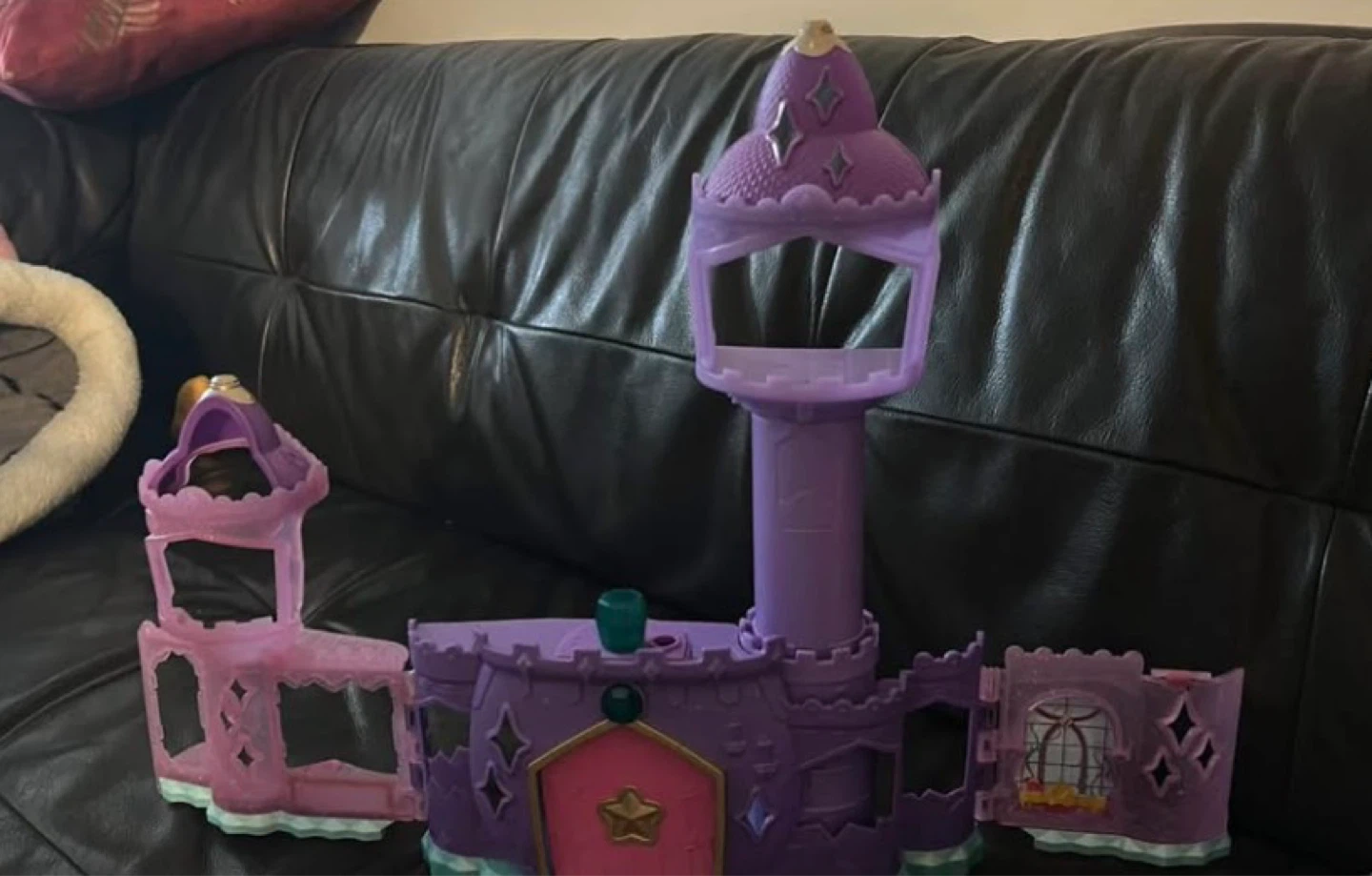 Magic Mixies Castle Toy . Like new. - photo 2