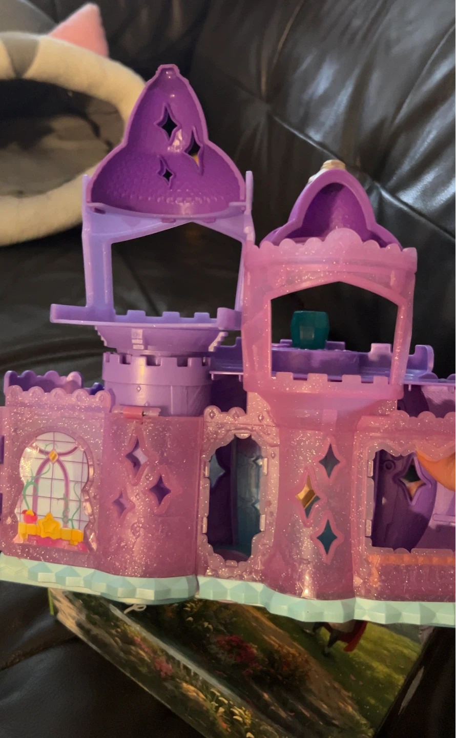 Magic Mixies Castle Toy . Like new. - photo 5