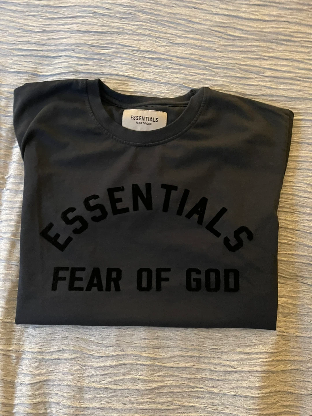 Essentials T-Shirt Size M - photo 5
