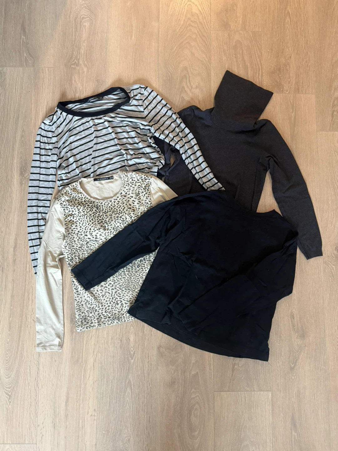 Bundle of 4 Women's Long Sleeve Tops