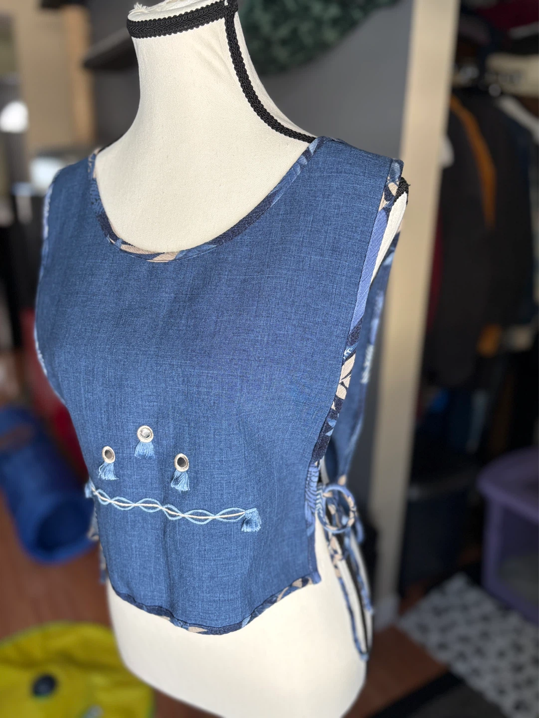 Tobi Blue Denim-Look Sleeveless Top - photo 2