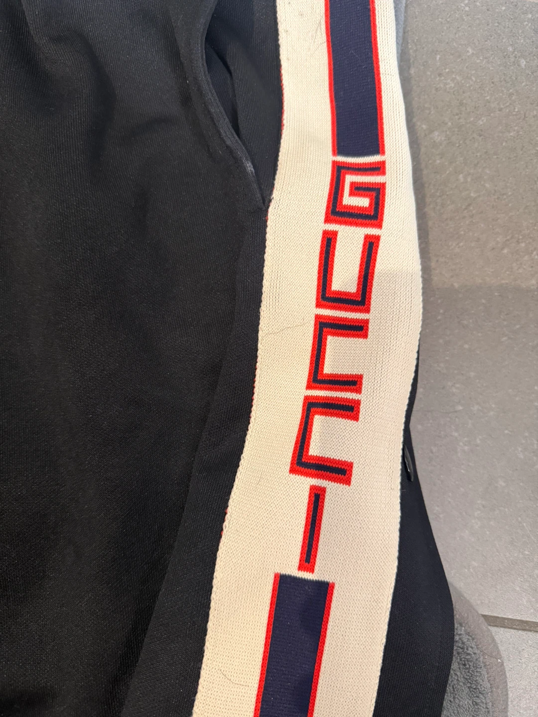 Gucci Black Track Shorts Size M - photo 4