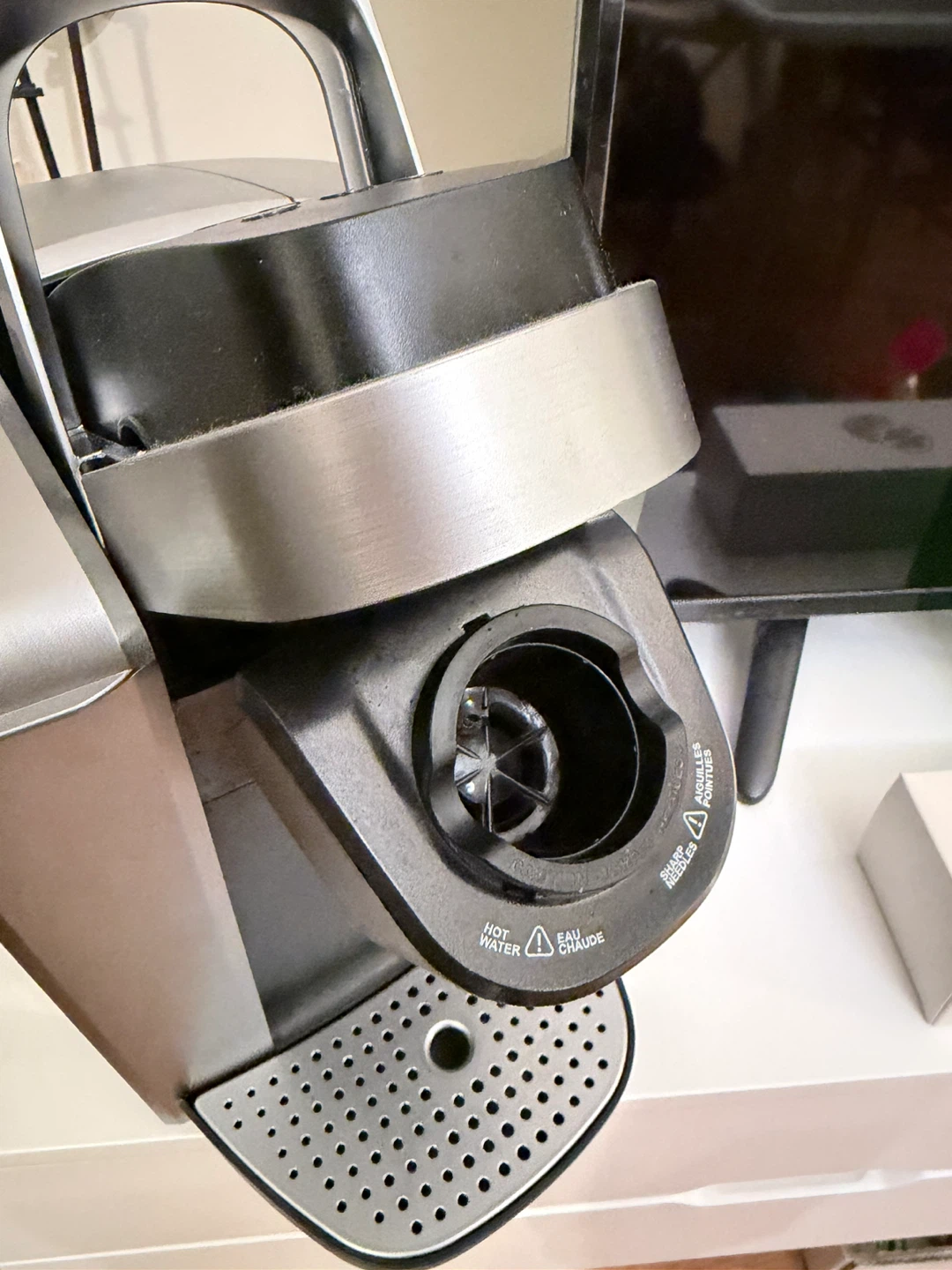 Keurig Single Serve Coffee Maker - photo 3