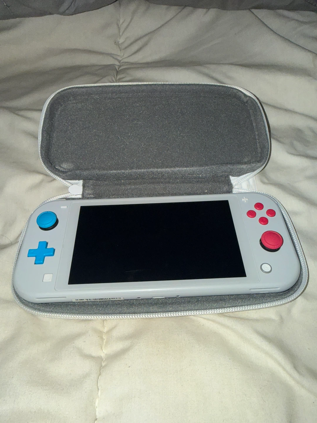 Nintendo Switch Lite Zacian & Zamazenta Edition - photo 2