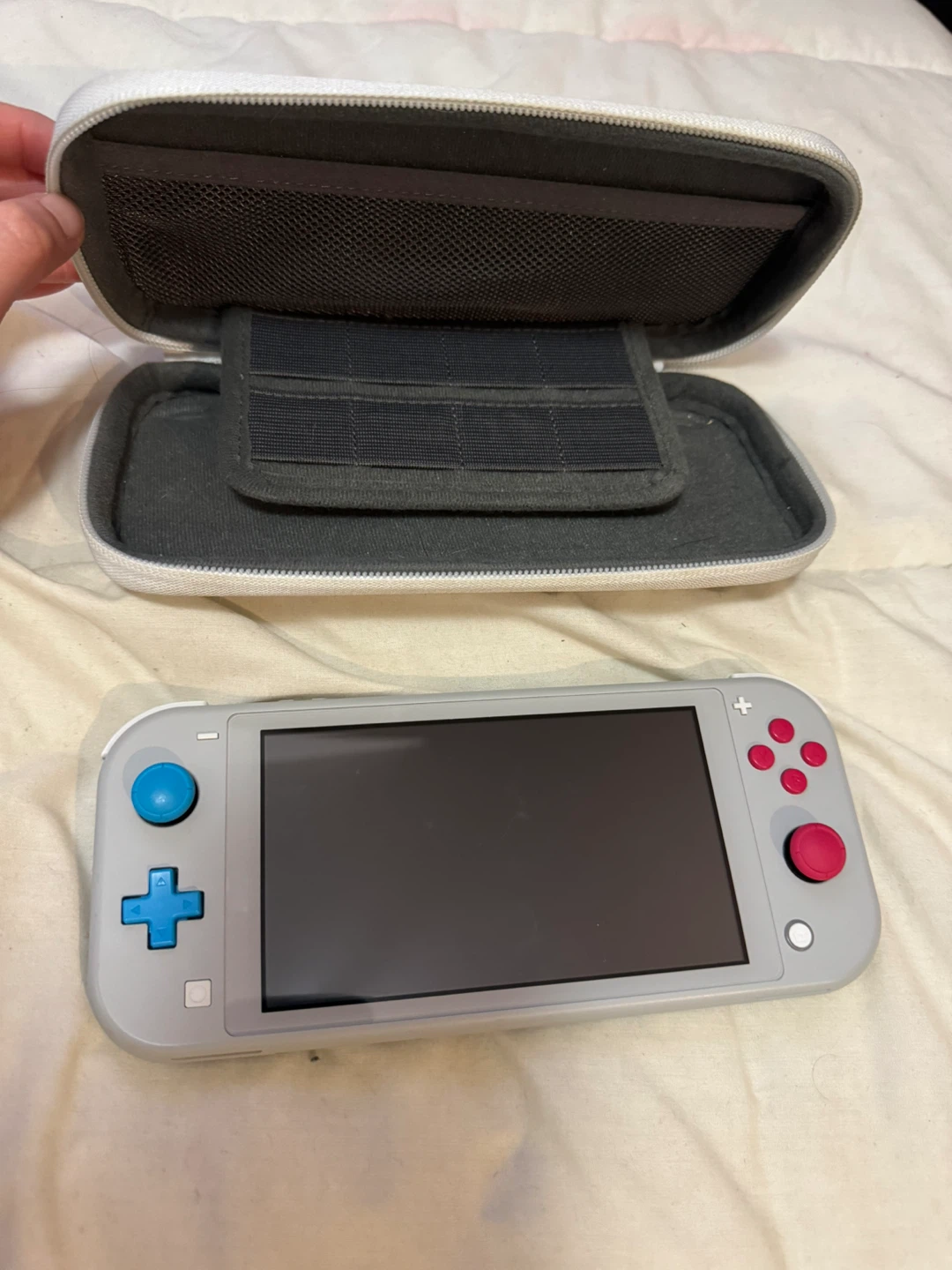 Nintendo Switch Lite Zacian & Zamazenta Edition - photo 5