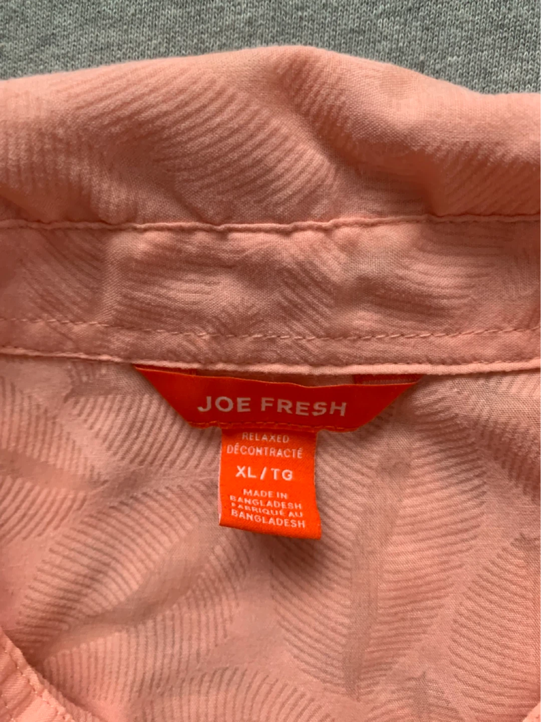 Ladies Peach Coloured Leaf Print Button-Up Shirt - Size XL - photo 3