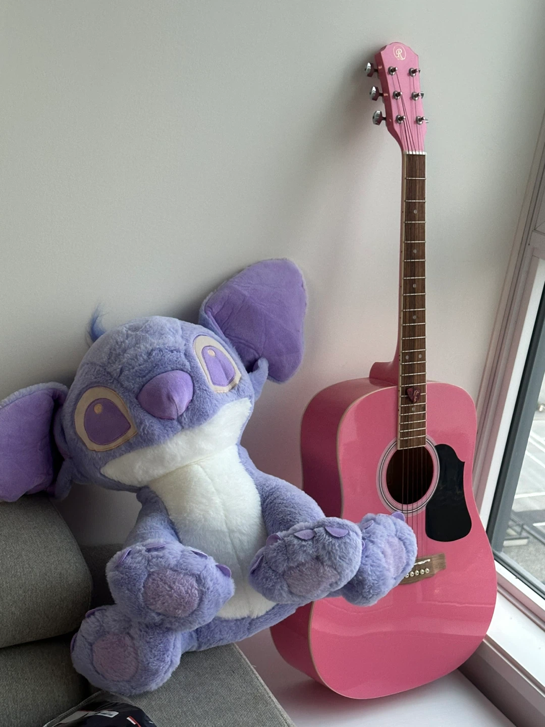 Rivertone LD-141 Pink Acoustic Guitar