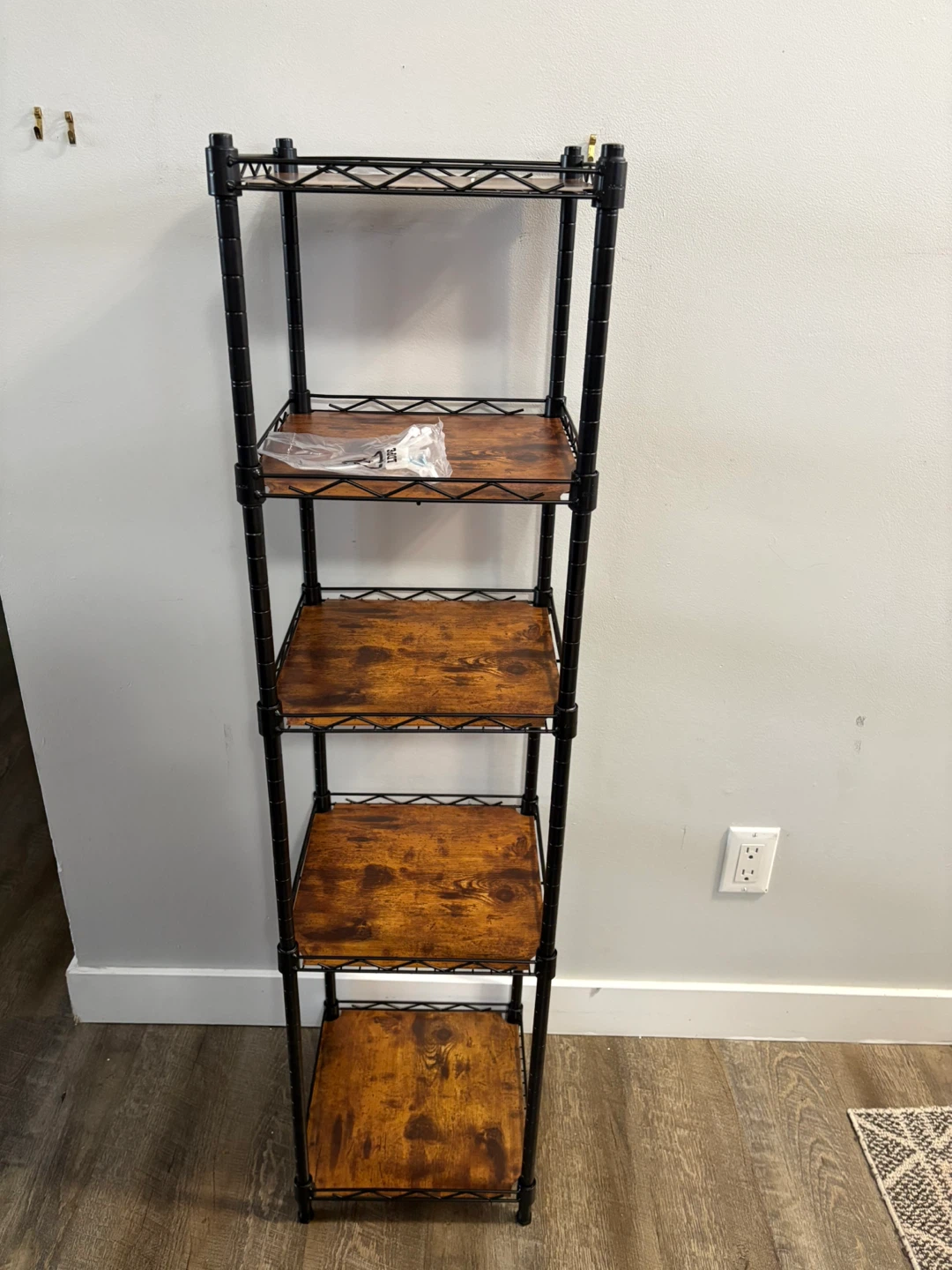 Brand New Storage Rack For Small Space - photo 2
