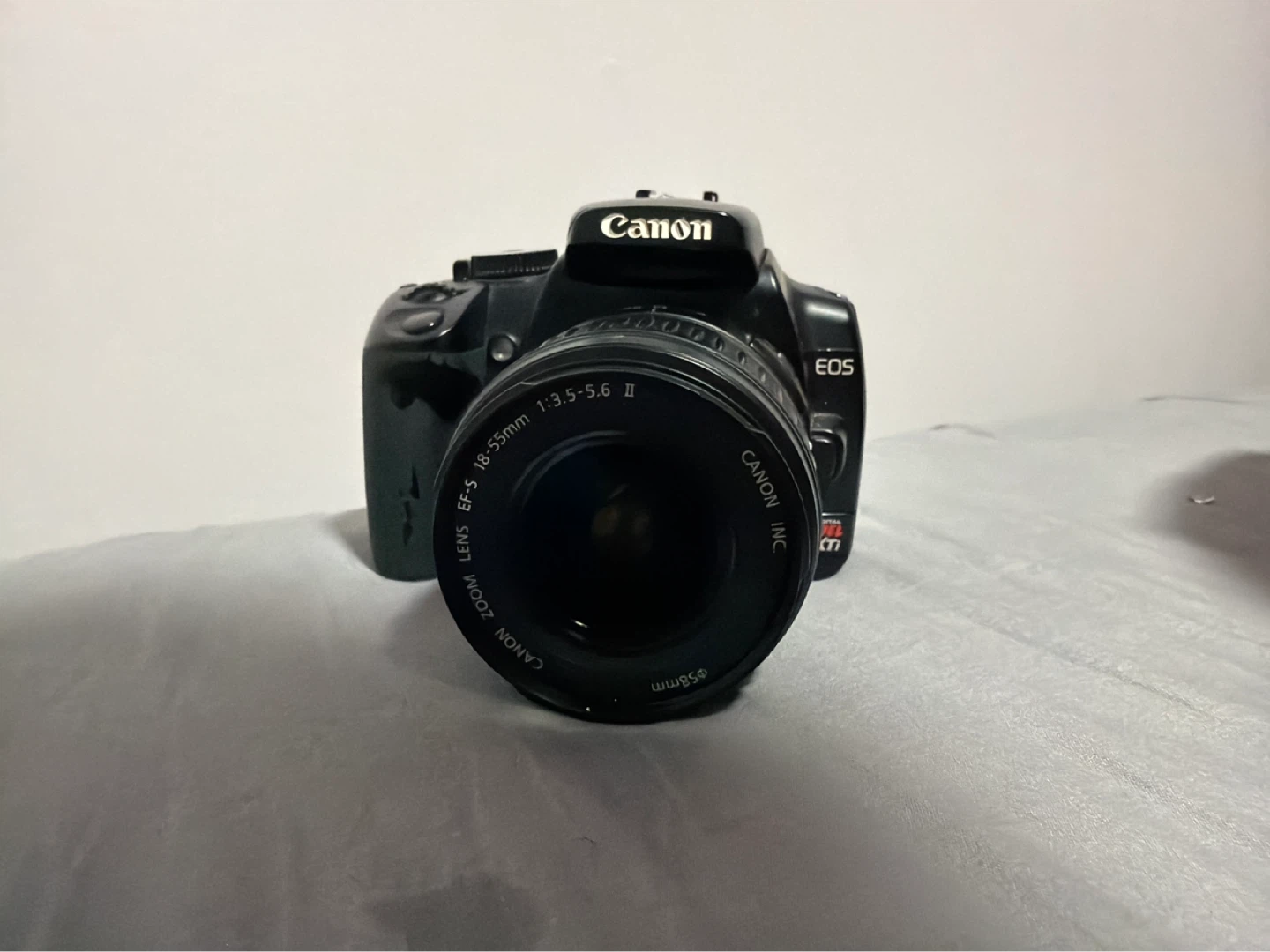 Canon EOS Rebel XTi Camera with 18-55mm Lens - photo 3