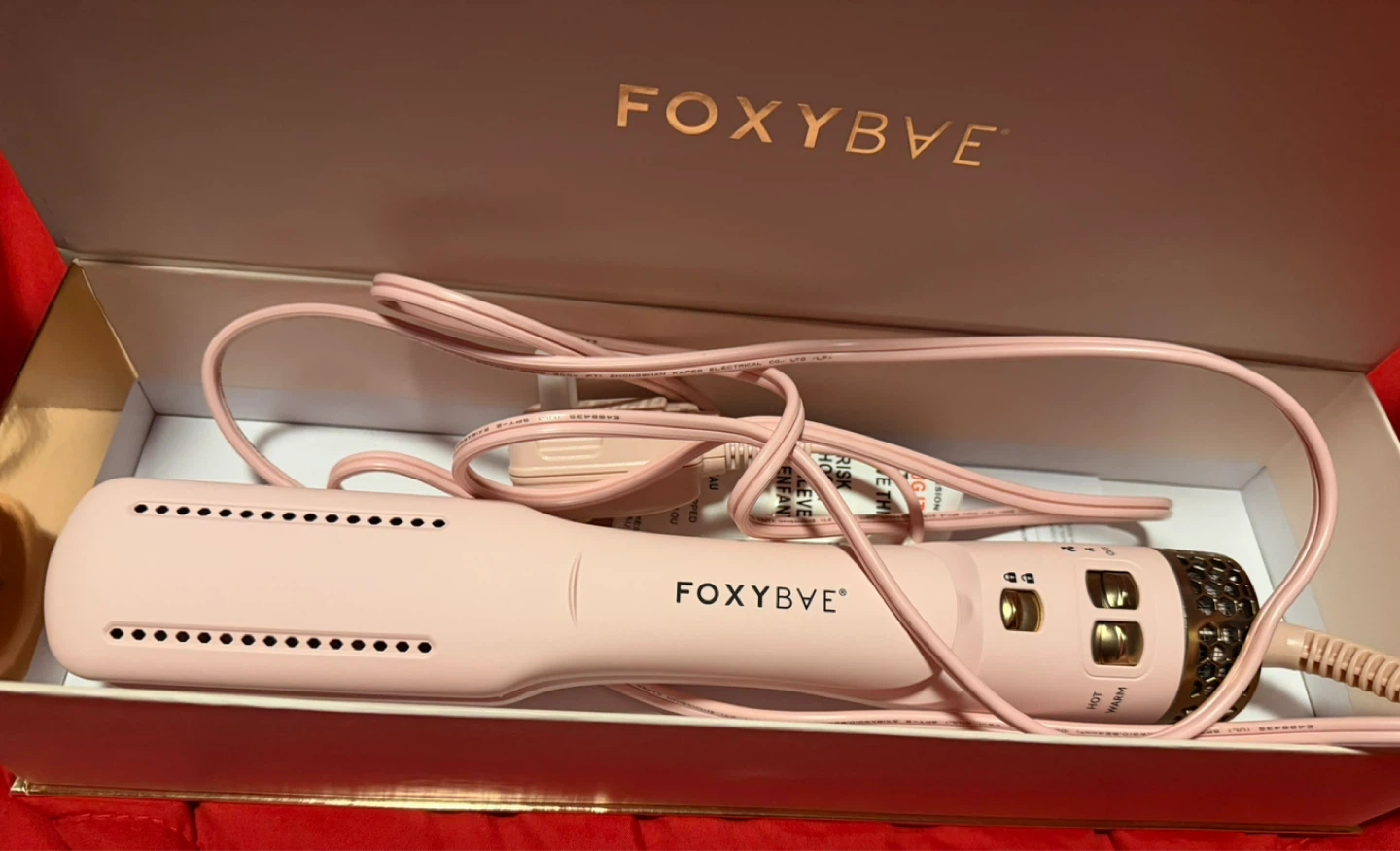 FoxyBae Wet-to-Slay 2-in-1 Ceramic Hot Air Styler