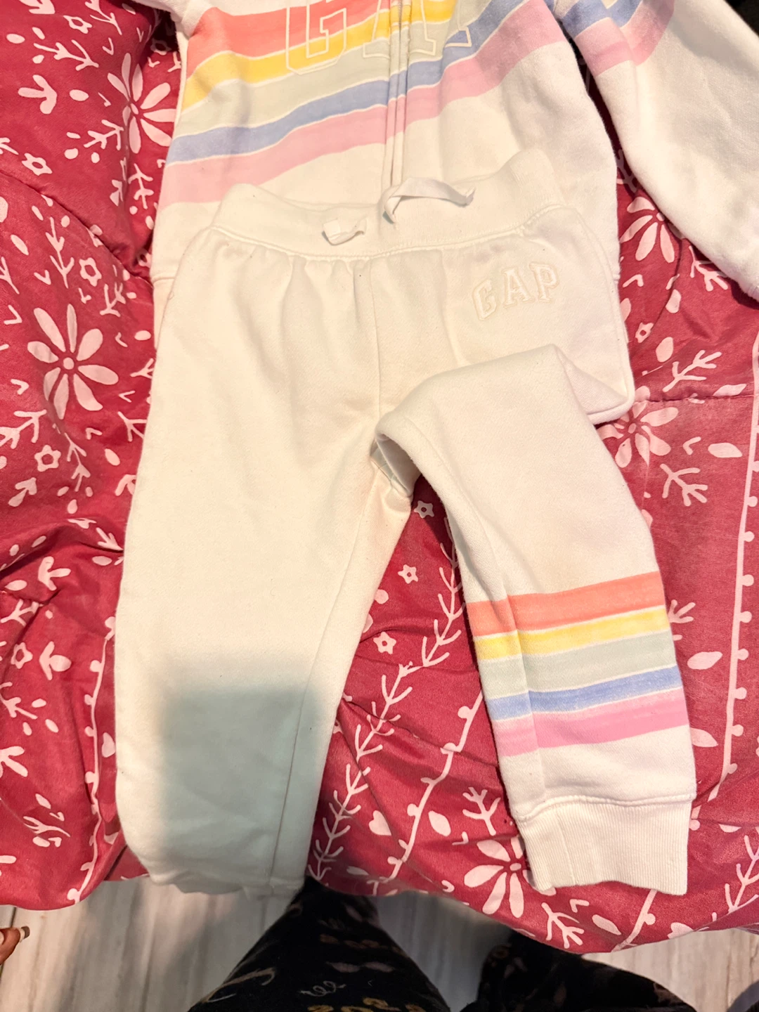 Baby Gap Hoodie and Pants Set - Size 4 Years - photo 2
