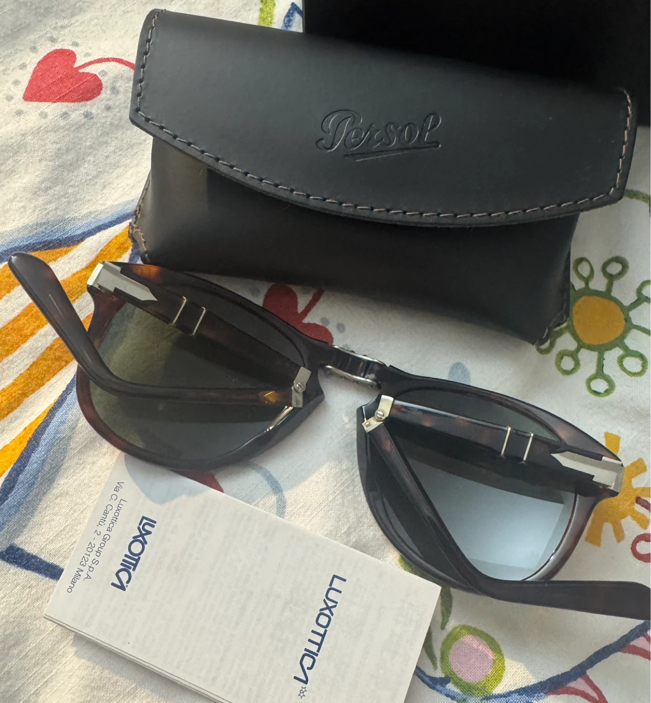 Authentic Persol 714 Folding Sunglasses - Tortoise / Havana - photo 4