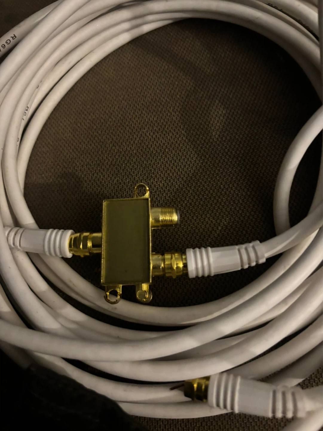White RG6/U 75 Ohm Coaxial Cable with Splitter - photo 2