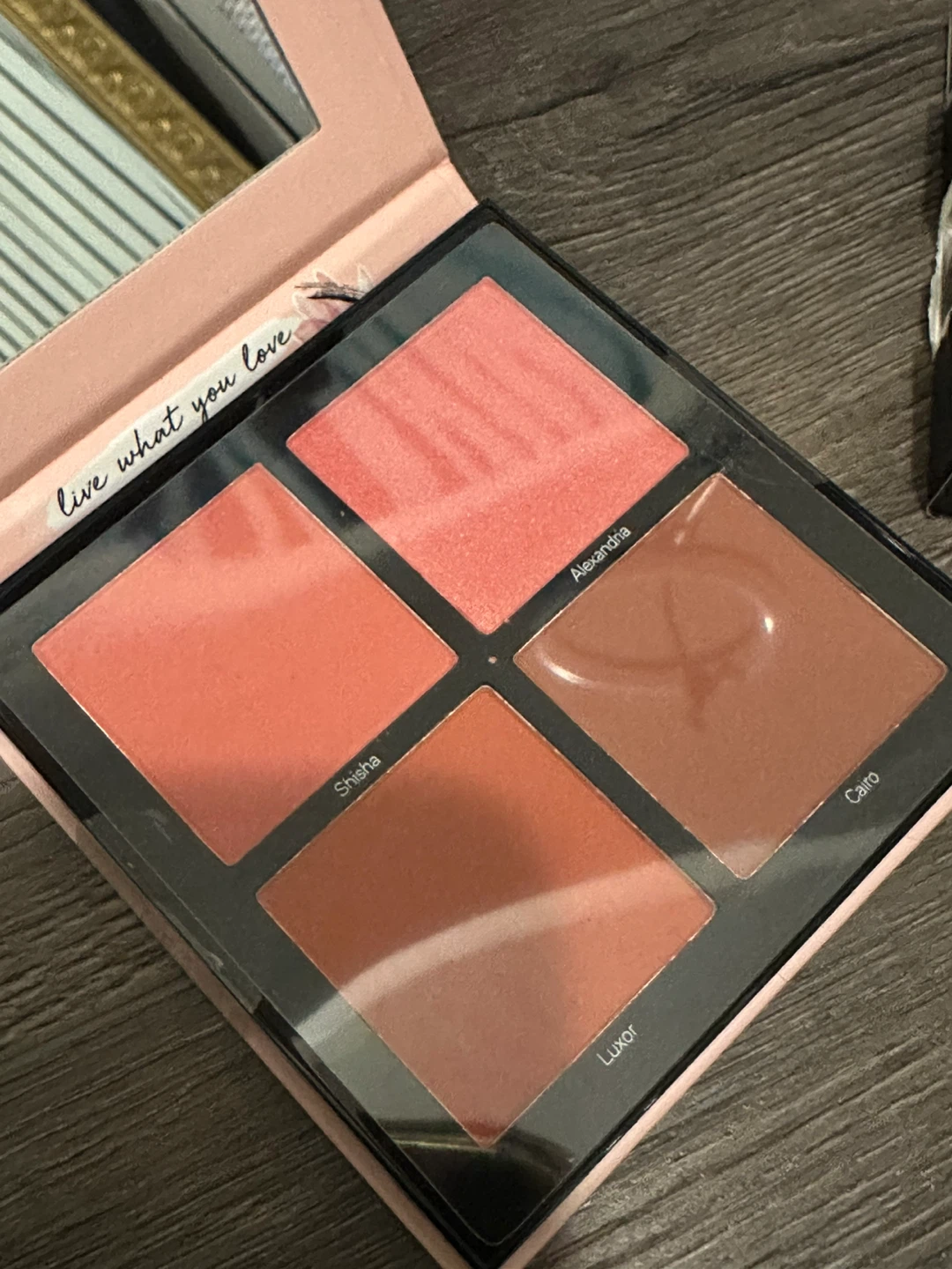 Catrice x Eman Blush Palette - photo 3