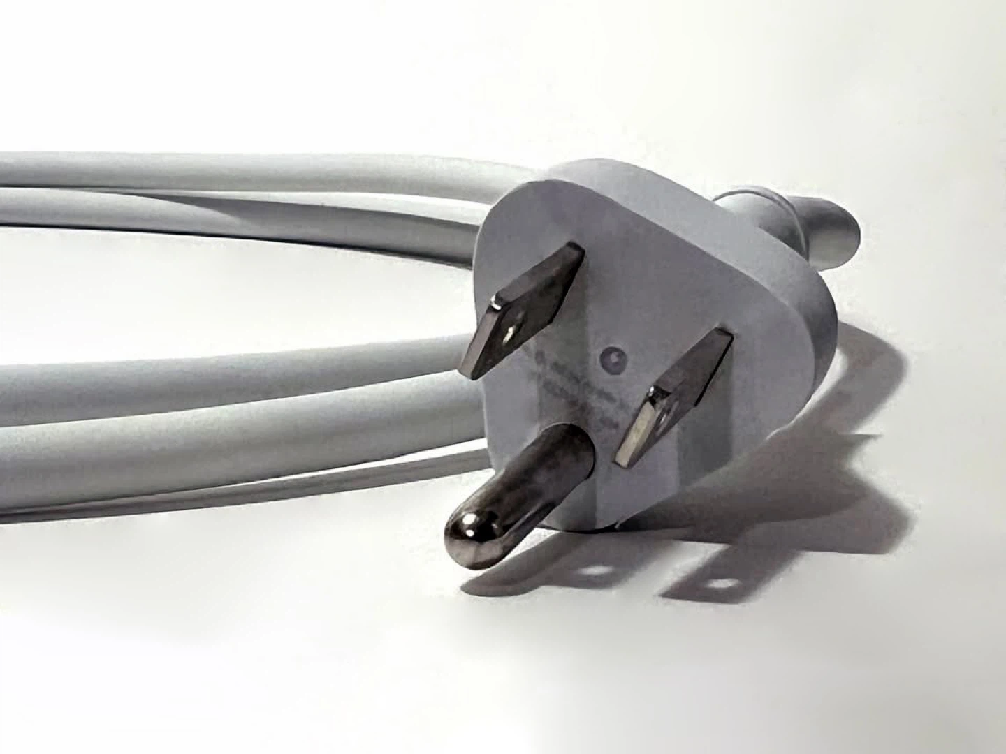 Cinema Display A1267 A1316 Thunderbolt Display A1407 Power Cord - photo 3