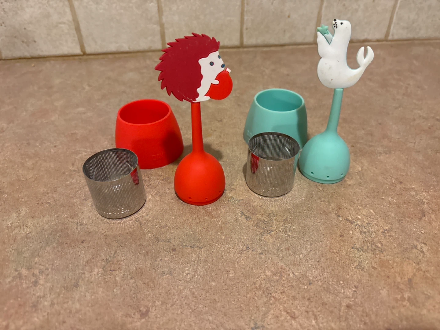 DavidsTea Hedgehog and Seal Tea Infusers - photo 3
