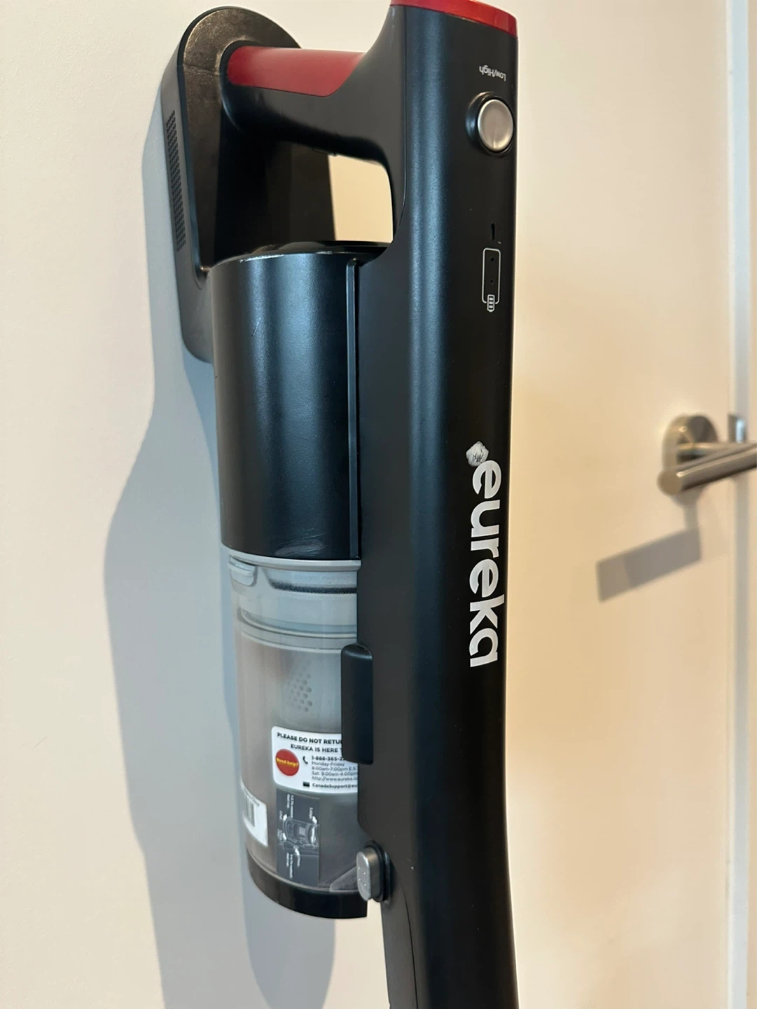 Eureka Cordless Stick Vacuum - photo 2