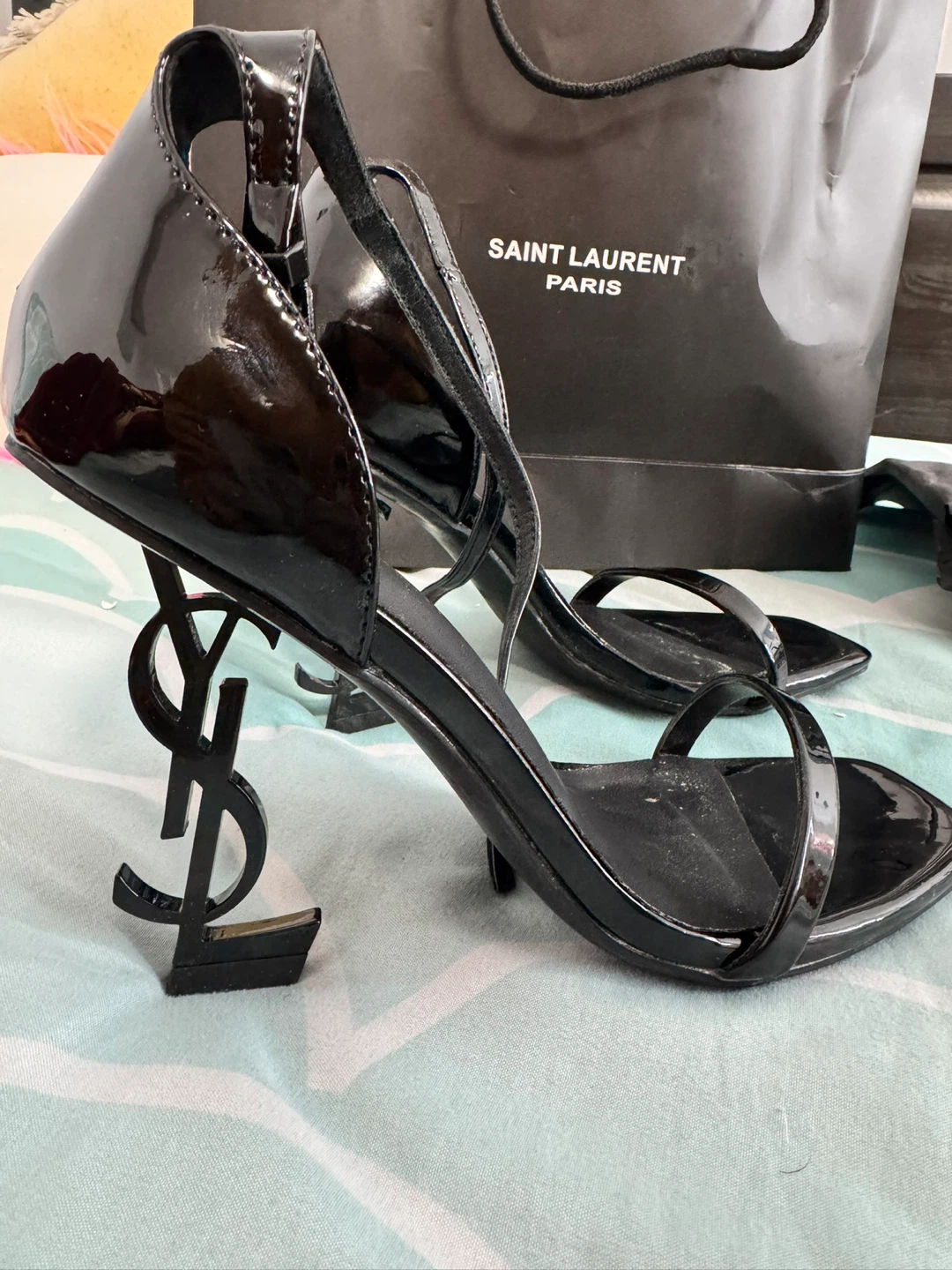 Authentic Saint Laurent Paris Black Patent Leather YSL Heels - photo 2