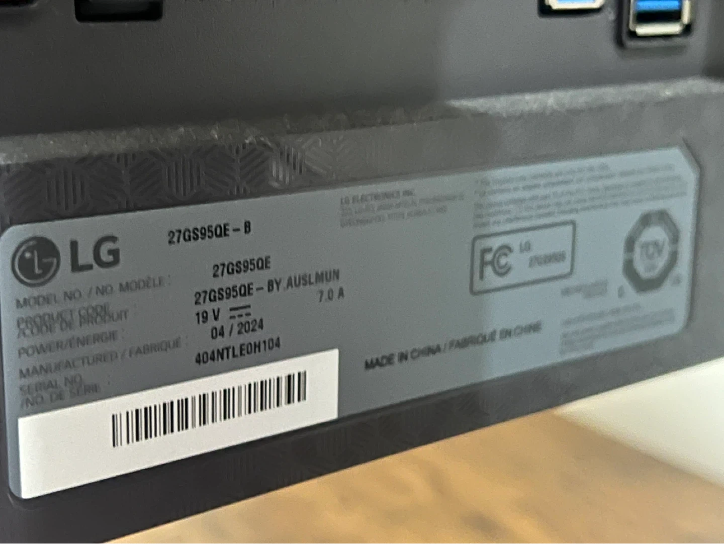 LG ‎27GS95QE 27-inch Ultragear OLED Gaming Monitor - photo 2