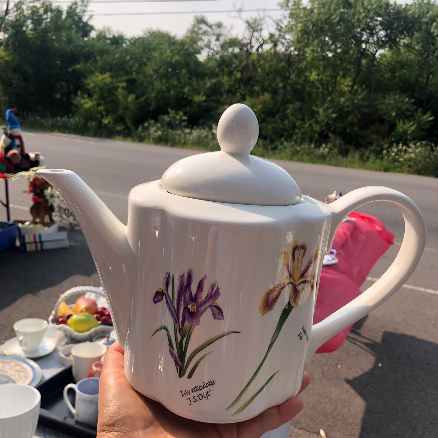 Skye McGhie "Irises" Teapot - photo 2