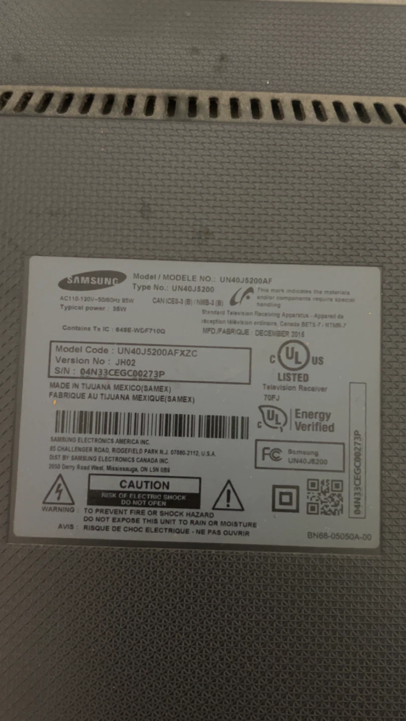 Samsung Flat Screen TV - photo 2