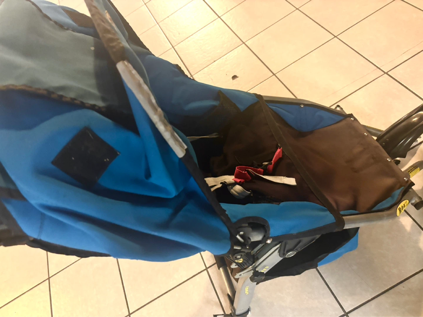 BOB Revolution Flex Jogging Stroller - photo 4