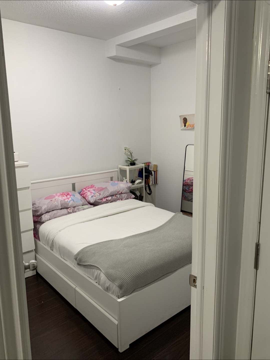 White Queen Bed Frame with Drawers - photo 2