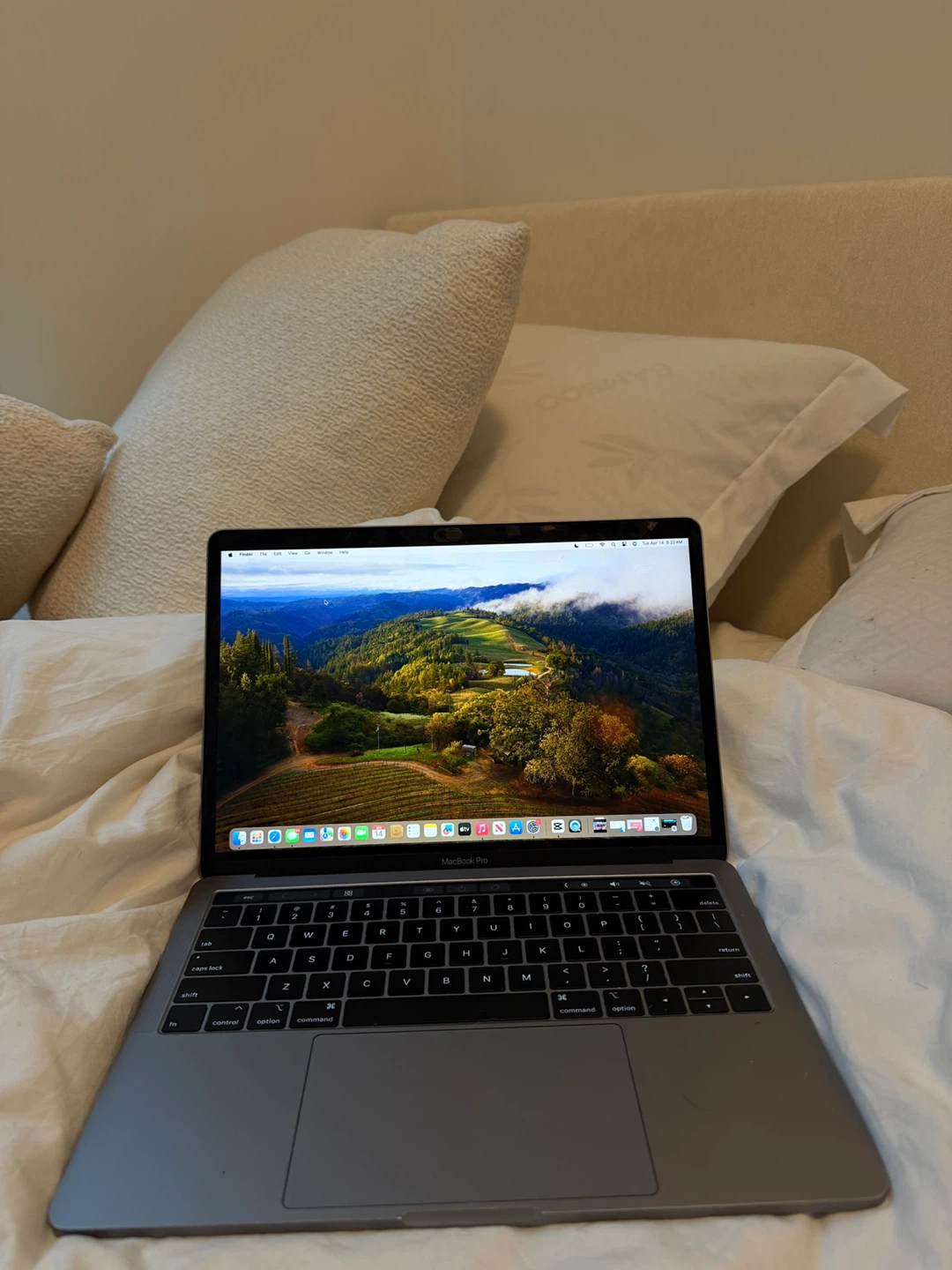 Apple MacBook Pro 13-inch 2019
