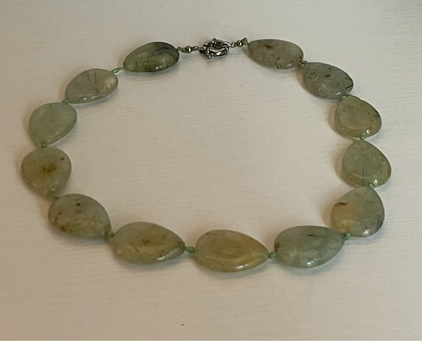 Light Green Natural Stone Leaf Necklace - photo 3