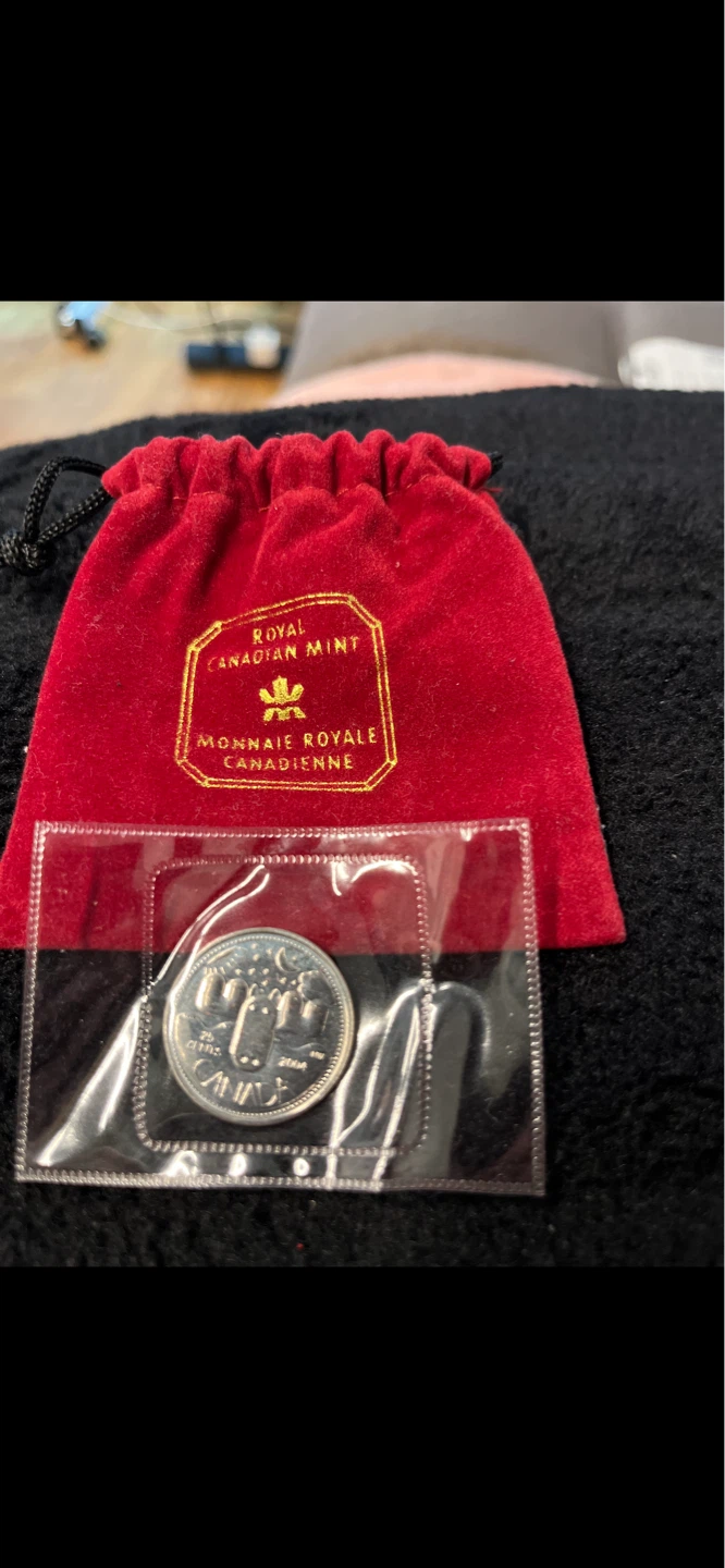 2004 Canada 25 Cent Coin Moose with Pouch