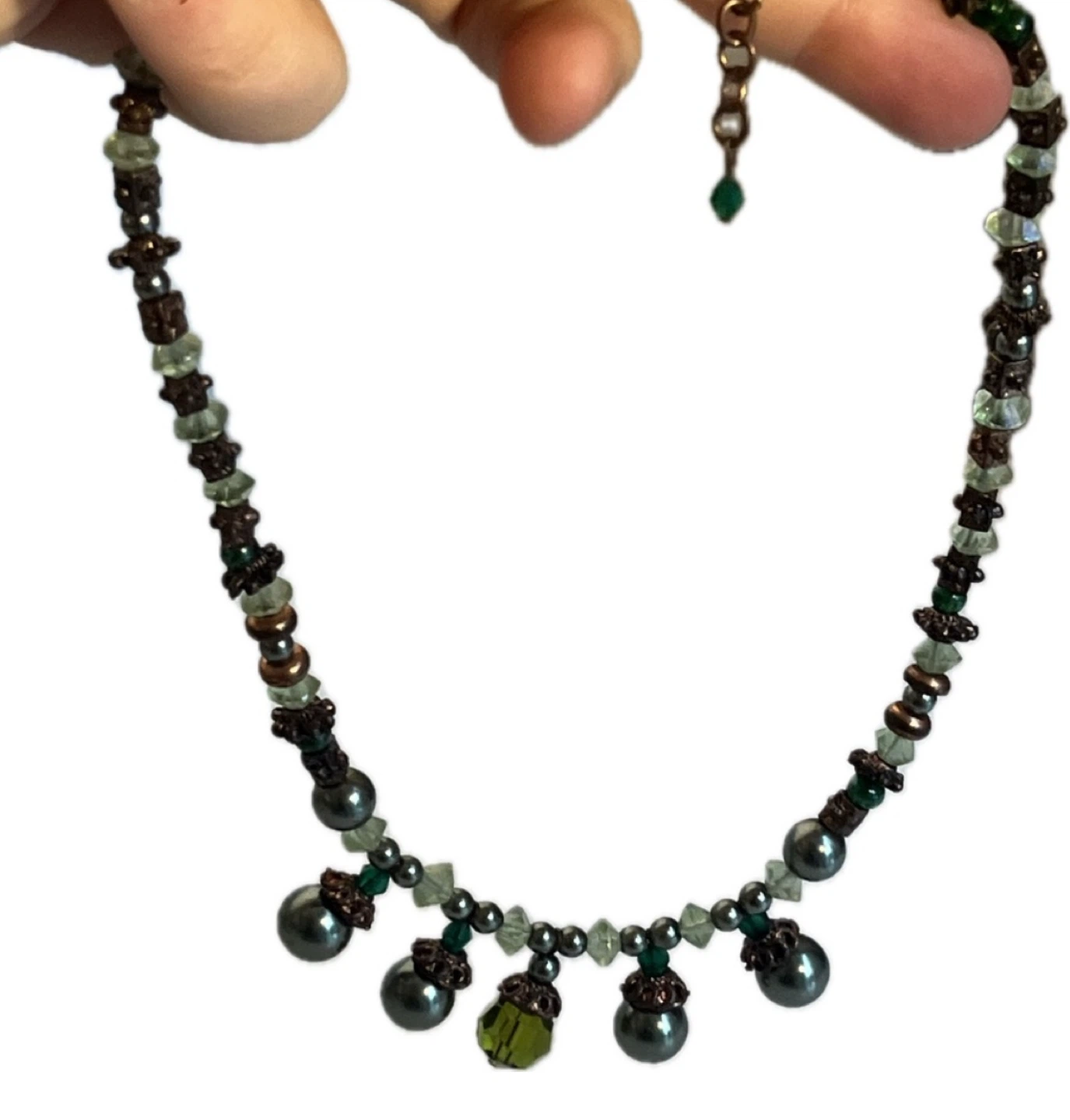 Green Crystal and Beaded boho necklace - photo 2