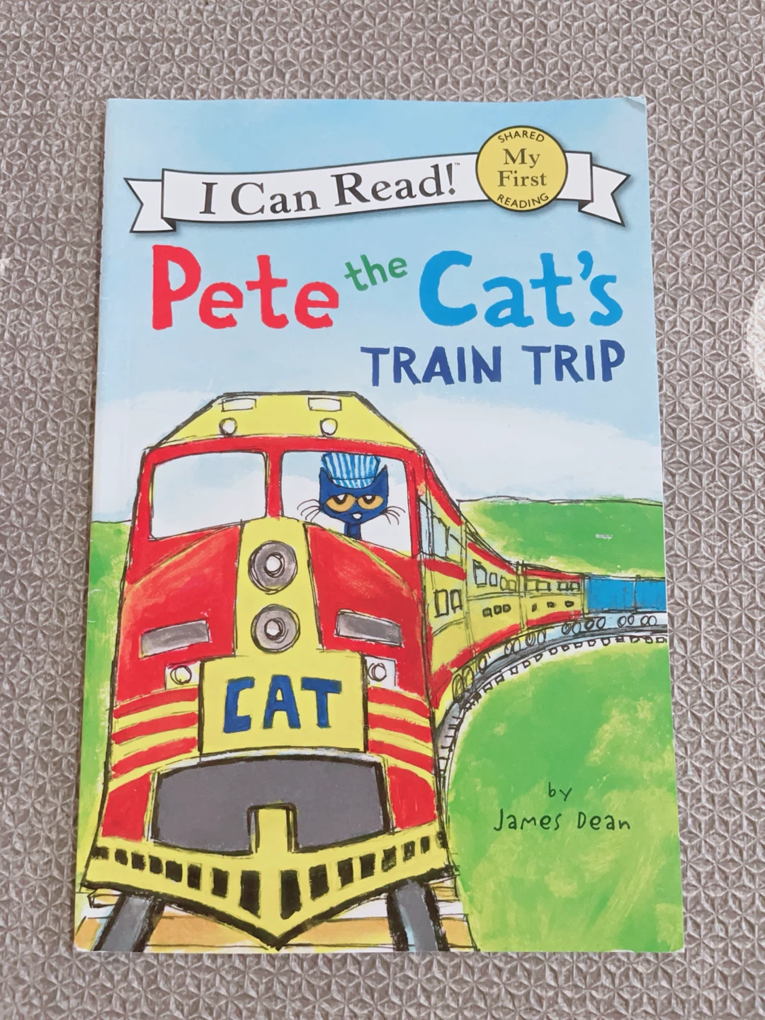 Pete the Cat's Train Trip I Can Read! Book