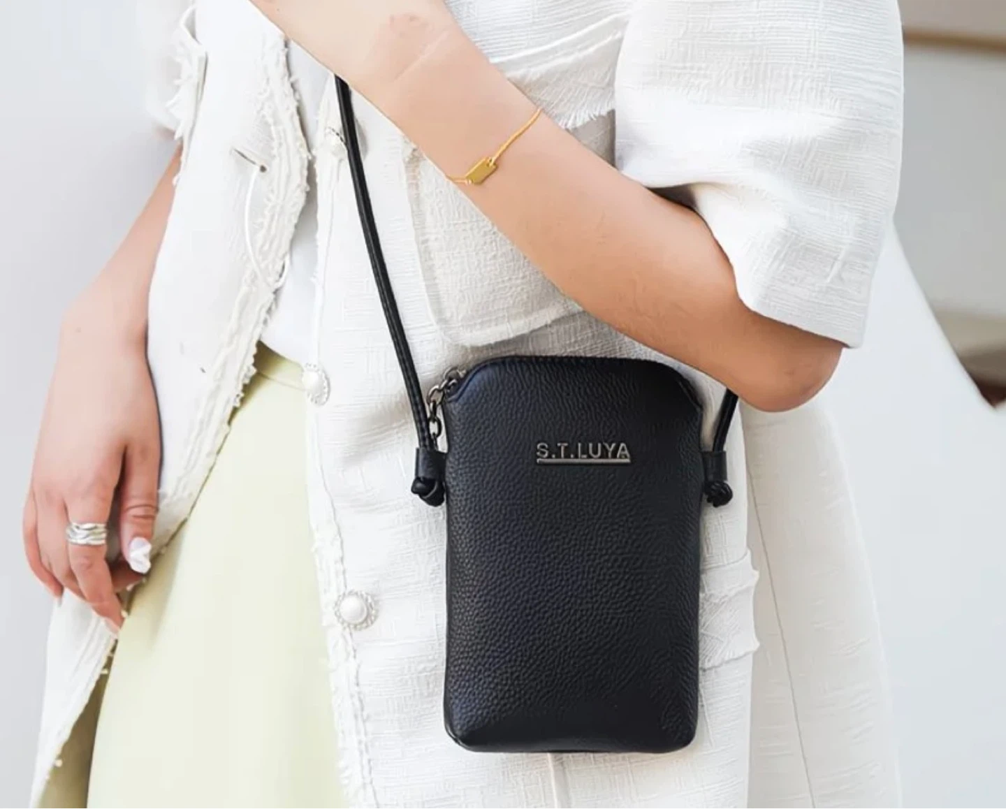 S.T. LUYA Black Faux Leather Phone Bag