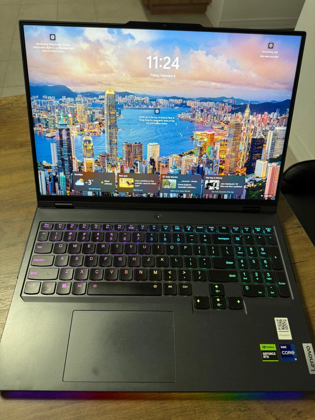 Lenevo Legion Pro 7i - i9, Gen 8th, 16”, 32 GB RAM