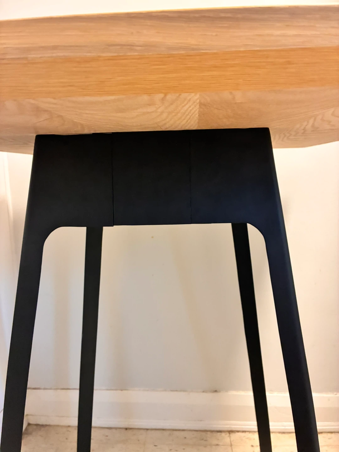 Wood Top Dining Table with Black Legs - 88cm - photo 3