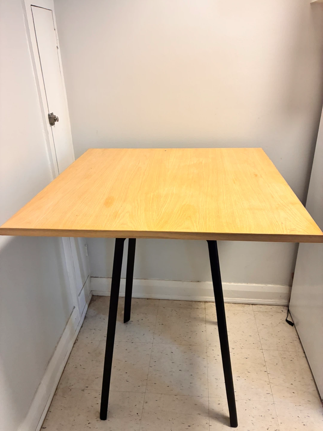 Wood Top Dining Table with Black Legs - 88cm - photo 4