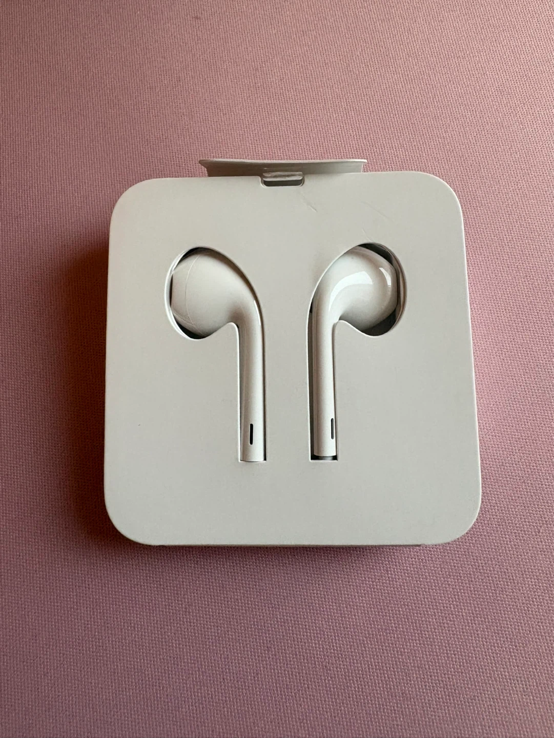 Real NEW apple earbuds wired lightning plug