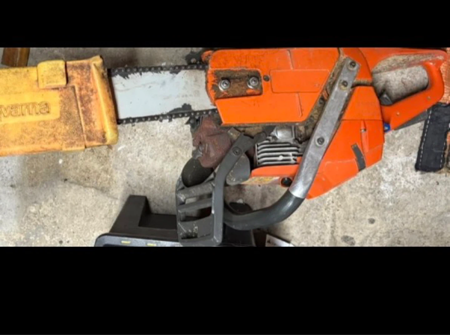 Husqvarna 365 Chainsaw with 28" Bar - photo 3