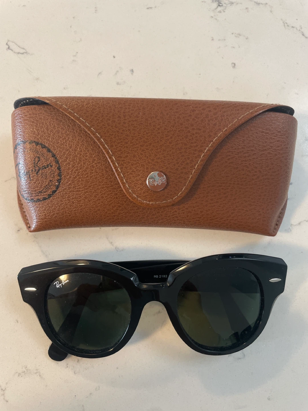 Ray-Ban Black Sunglasses with Case