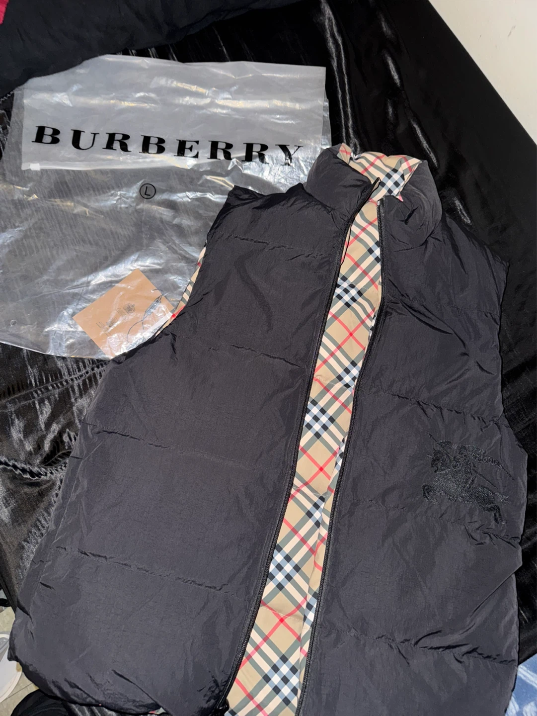 Burberry Reversible Vest - Black/Nova Check