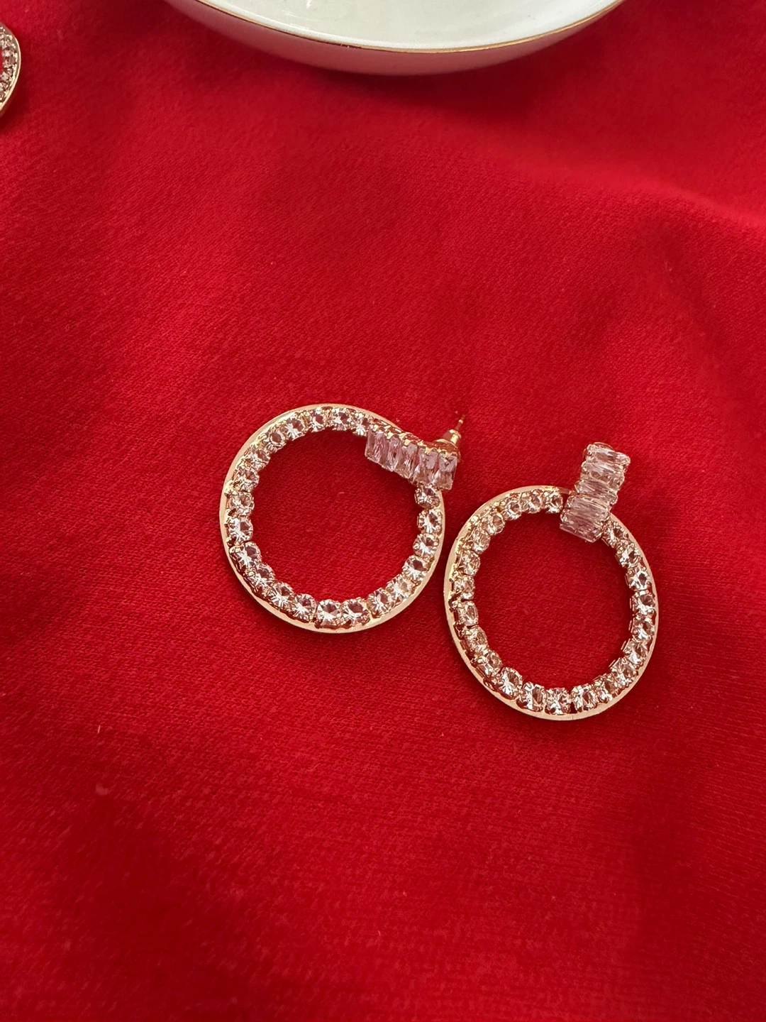 Assorted Women's Fashion Earrings - photo 3