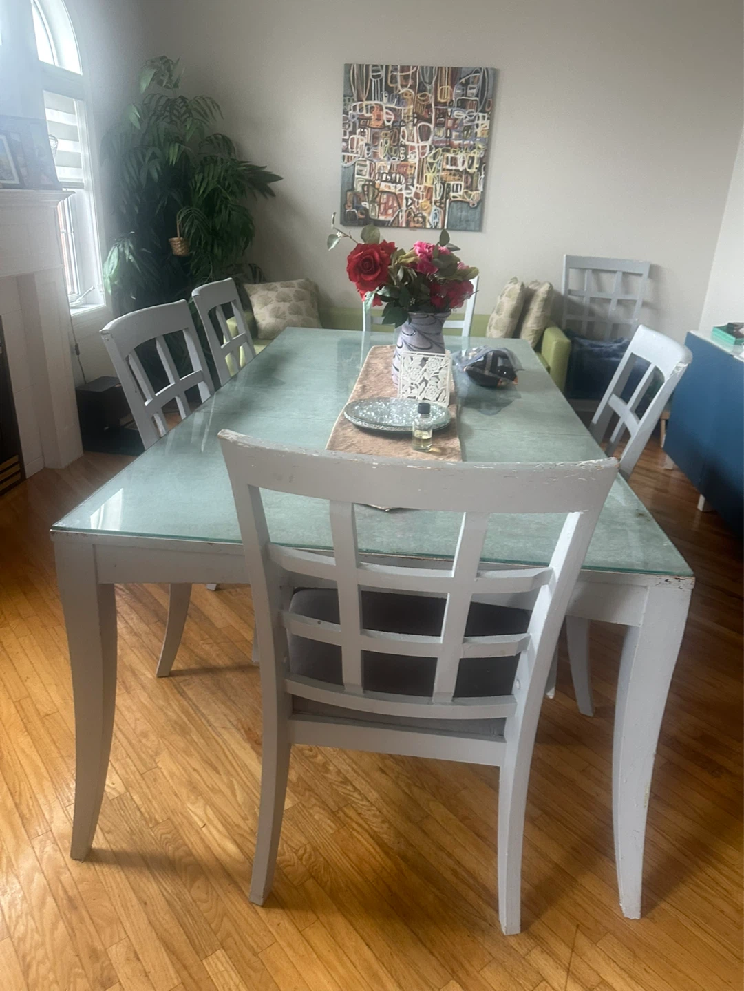 Dinning Table